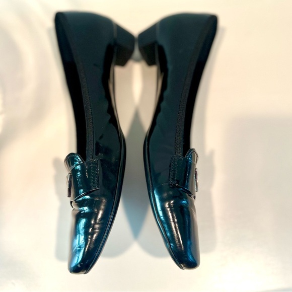 Prada Black Patent Triangle Logo Square Toe & Block Heel Pump Size 37 - Picture 11 of 15